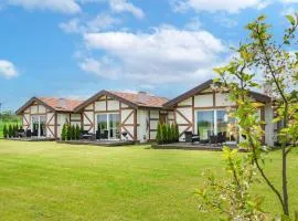 2 Bedroom Stunning Home In Jaroslawiec