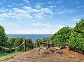 1 Bed in Whitsand Bay 37261