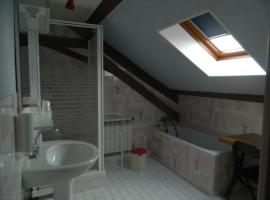 Hotel Des Voyageurs, hotel v destinaci Cronat