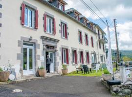 Au coeur du Volcantal, hotel v destinaci Laveissière