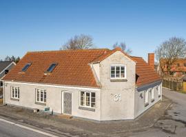 4 Bedroom Pet Friendly Home In Spøttrup, hotel v destinaci Spottrup