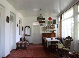 Collage Guesthouse, hotel v destinaci Alaverdi