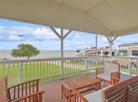 Tranquil Lakeside Escape 2 Bedrooms Patio Views, ξενοδοχείο σε Princeton