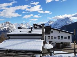 HG Hotel La Caminatha, hotel in Val di Zoldo