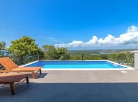 Amazing Home In Brovinje