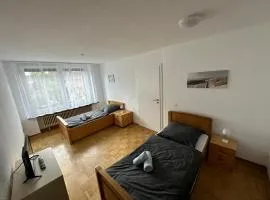 Gästezimmer,Monteurzimmer & Pension Eda