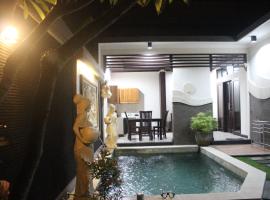 Alit Bali Villa – hotel z basenem w mieście Sempidi
