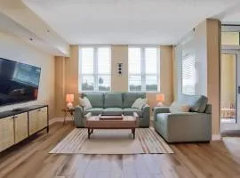 Studio with rooftop pool in Boynton Beach