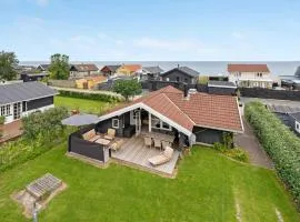 Two-Bedroom Holiday Home In Otterup