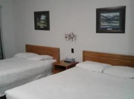 Top Notch Motel