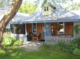 Spry Church Cozy Cottage
