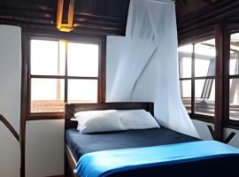 Club Cean, hotel en Madroñal