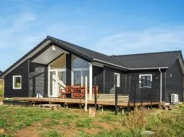 Lovely Home In Kalundborg With Wifi
