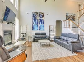 Spacious High Point Family Home with Yard and Grill, hotel a High Point