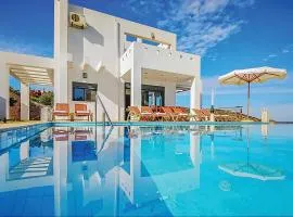 6 Bedroom Lovely Home In Lasithi, Crete