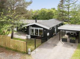 Gorgeous Home In Børkop With Sauna, Hotel in Børkop