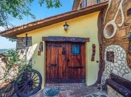 Nice Apartment In Castiglione Dorcia