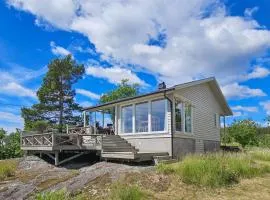 4 Bedroom Stunning Home In Stathelle