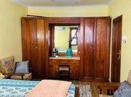 Pazuri appartment, hotel v destinaci Ngambo
