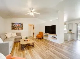 3 Mi to Old Town Cottonwood Quiet Home with Patio