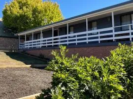 Lake Jindabyne Lodge
