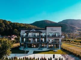 Pensiunea Heaven, hotel with hot tubs in Deva