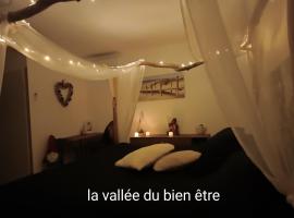 Sorède में, होटल séjour bien-être balnéothérapie en vallée heureuse à Sorede
