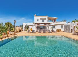 Tenuta La Cornola by BarbarHouse, hotel v destinaci Taurisano