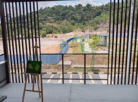 Weekly Rent Home Nearby Sultan Abdul Halim Airport, ξενοδοχείο σε Kepala Batas