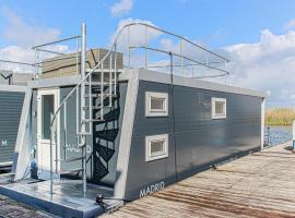 Madrid, hotel in Lelystad