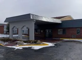 Days Inn by Wyndham Rawlins