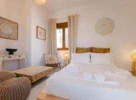 Naxian Harmony Town Suites