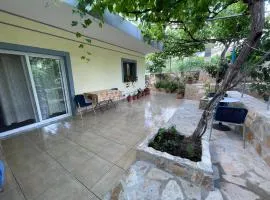 Yllis Rooms