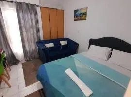 Studio Apartment near the Airport
