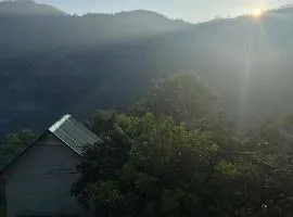 Cool Mount Resort
