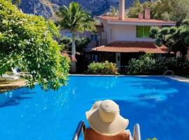 Villa Megna - Green Paradise B&B