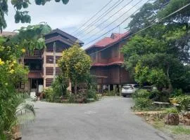 Baan Lotus Guest House