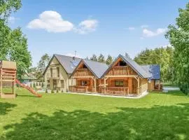 Awesome Home In Jaroslawiec With Wifi