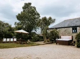 Mill House @ Goonwinnow Farm