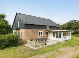 3 Bedroom Nice Home In Skærbæk