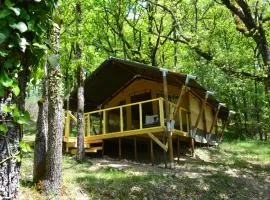 Le Camp