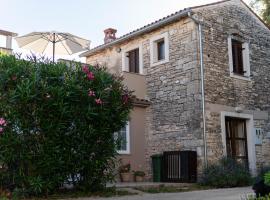 Apartment DEBORAH, hotel i Krnica