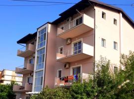 Apartments Alavana, hotel a Velipojë