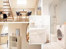 ++++ CENTRAL COSY DUPLEX ++++ A 5 MIN DES REMPARTS ET 12 MIN DE PLACE DALTON A PIEDS