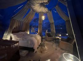 Lofoten glampingdome, alojamiento con cocina en Myrland
