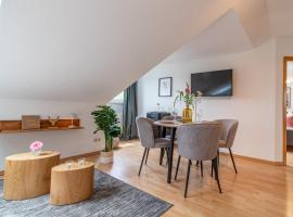 Apartment Sternenhimmel I Aufzug I Stellplatz I Modern, hotel com piscina em Schwarzenberg/Erzgebirge