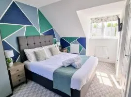 Modern house with free parking