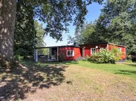Awesome Home In Åsljunga With Kitchen