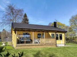 2 Bedroom Stunning Home In Hällingsjö