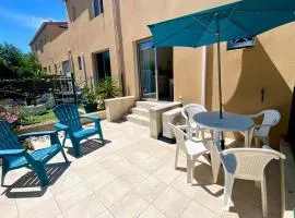 Studio Coquet à Mèze : Climatisé, Près du Parc, Terrasse, Proche Plage et Port - FR-1-604-51